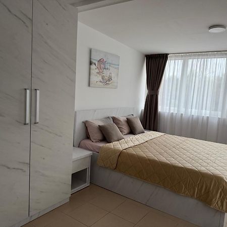 Apartments Residence Dj Petrovac na moru Exterior foto