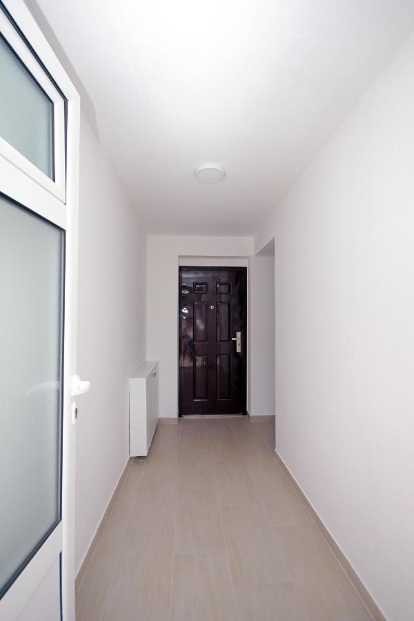 Apartments Residence Dj Petrovac na moru Exterior foto